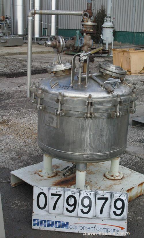 USED: Sparkler Filter, model 36 SPEC. 316 stainless steel, 36"  diameter, vertical tank, unit requires horizontal leaf. Internal rated 60 psi @ 350 deg F. NB #N/A. Year 1978.