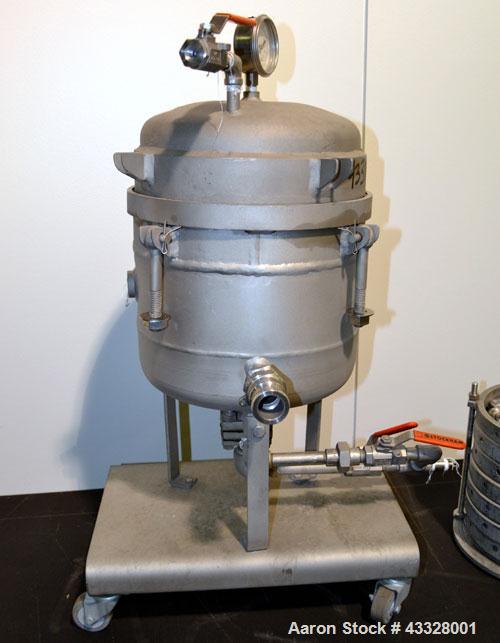 Used Sparkler Horizontal Pilot Plate Filter, Model 18-6, 316 Stainless Steel. Approximate 2 square feet filter area, (0.153) cubic feet cake capacity, 150 gallons per hour. Vertical jacketed tank app...