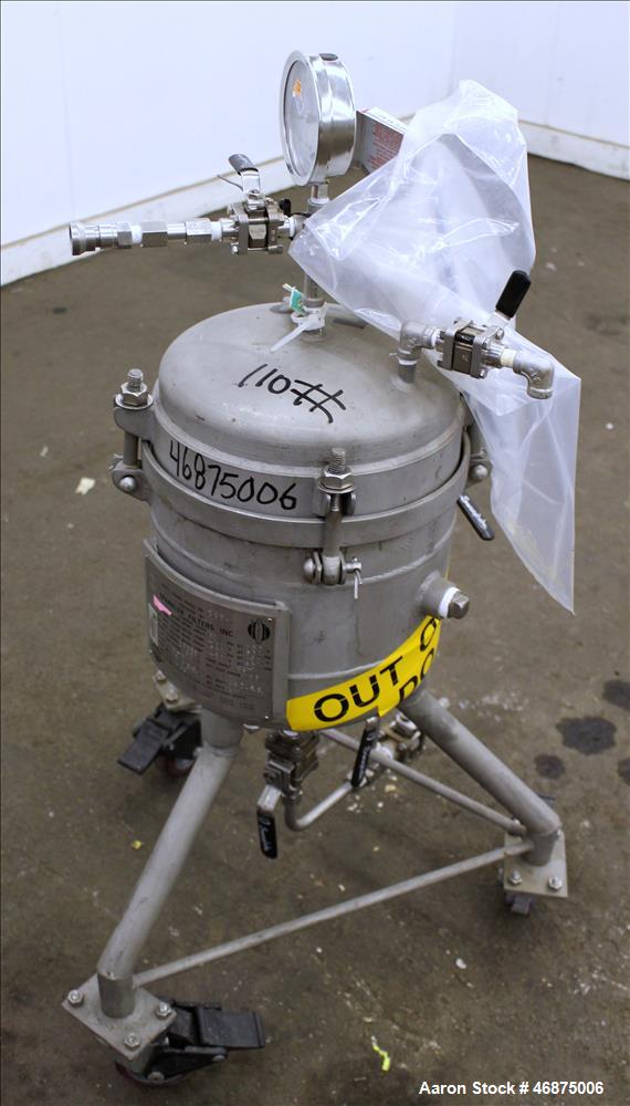 Used Sparkler Filter Pressure Leaf Filter, Model 8-6, 316 Stainless Steel, Vertical. 2 Square feet filter area, 0.153 cubic feet cake capacity. Approximate 9-5/8" diameter x 8" straight side, dish bo...