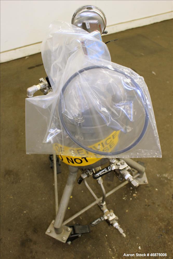 Used Sparkler Filter Pressure Leaf Filter, Model 8-6, 316 Stainless Steel, Vertical. 2 Square feet filter area, 0.153 cubic feet cake capacity. Approximate 9-5/8" diameter x 8" straight side, dish bo...