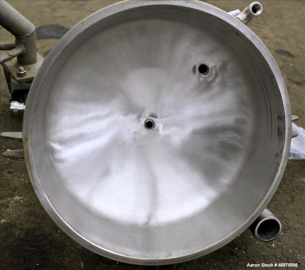 Used Sparkler Filter Pressure Leaf Filter, Model 8-6, 316 Stainless Steel, Vertical. 2 Square feet filter area, 0.153 cubic feet cake capacity. Approximate 9-5/8" diameter x 8" straight side, dish bo...