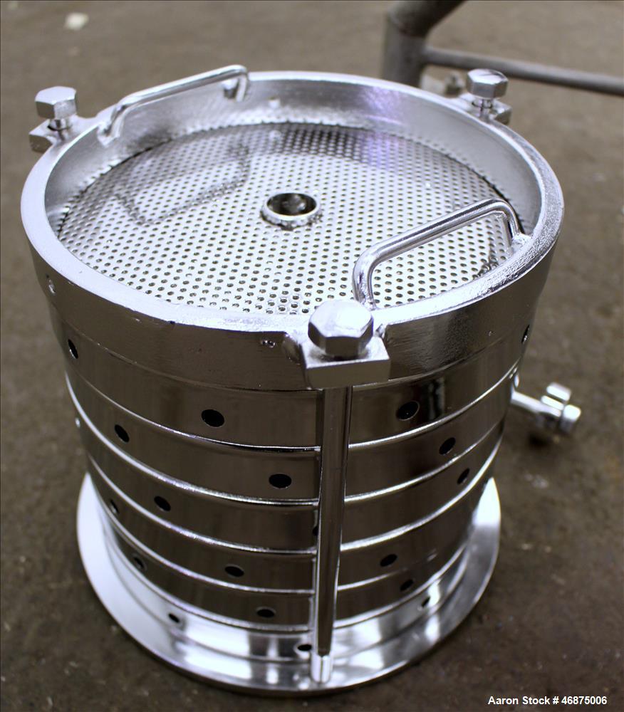 Used Sparkler Filter Pressure Leaf Filter, Model 8-6, 316 Stainless Steel, Vertical. 2 Square feet filter area, 0.153 cubic feet cake capacity. Approximate 9-5/8" diameter x 8" straight side, dish bo...