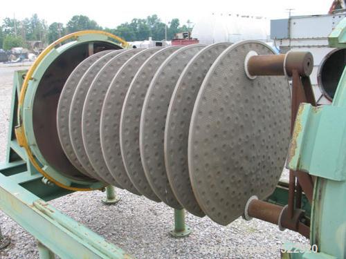 USED: Sparkler pressure leaf filter, model MCR3417. Tank material MS.Working pressure 60 psi, tank test pressure 120 psi. 8 filter leaves,34" diameter filter area, 100.8 square feet. Manual closer, 2...