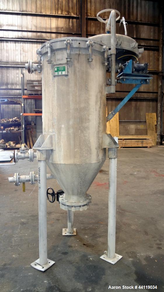 Used Sparkler Vertical Plate Filter, Model VF-B-70, 316 Stainless Steel. Unit converted to a model VF-B-92, approximate 92 square feet filter area, 7.3 cubic feet cake capacity. Non-jacketed vertical...