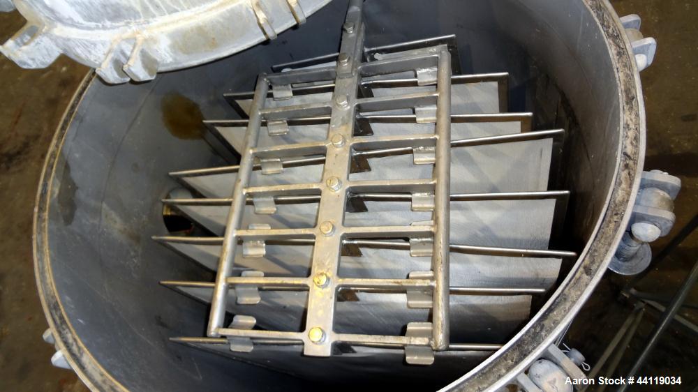 Used Sparkler Vertical Plate Filter, Model VF-B-70, 316 Stainless Steel. Unit converted to a model VF-B-92, approximate 92 square feet filter area, 7.3 cubic feet cake capacity. Non-jacketed vertical...