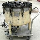 USED: Niagara horizontal plate filter, model 33-8D-S/J, 316 stainless steel. 50.80 square feet filter area, 6.61 cubic feet cake capacity. Vertical tank 36