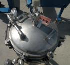 Used Sparkler Horizontal Plate Filter, Model 14-D-4, 316 stainless steel. Approximate 3.52 square feet filter area, .445 cubic feet cake capacity, 220 gallons per hour. Vertical jacketed tank 16