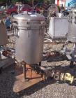 Used Sparkler Horizontal Plate Filter, Model 18-D-12, 316 stainless steel. 19.32 square feet filter area, 2.3 cubic feet cake capacity. Vertical non-jacketed tank 20
