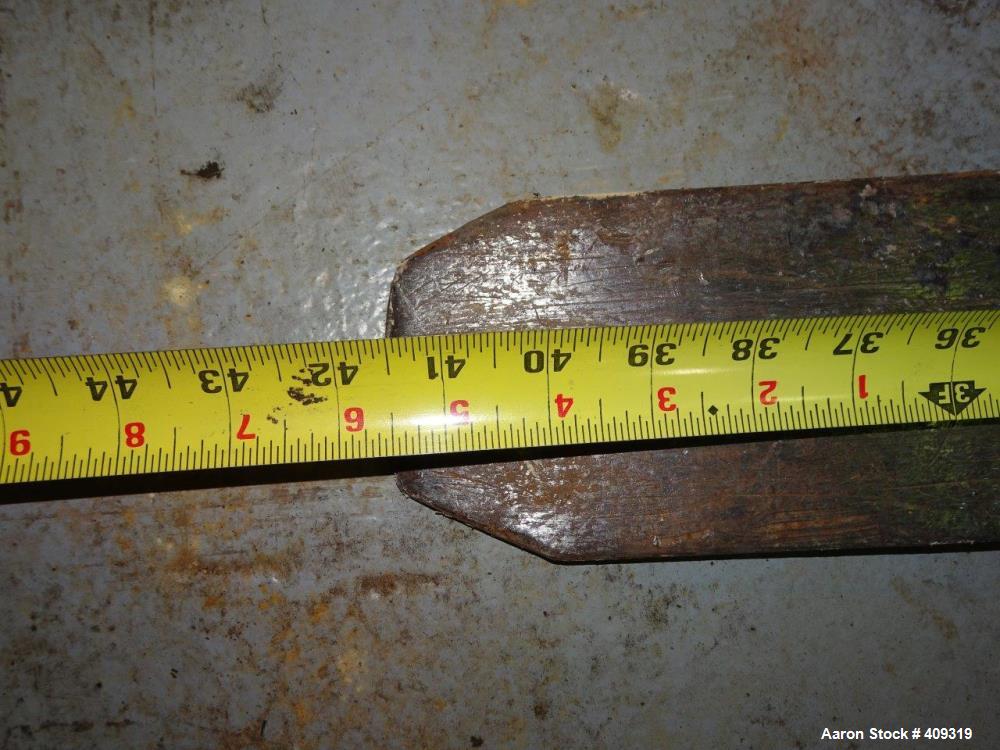 Used KOMATSU Forklift Model FG25TUS11 (8471 Hours) Has a Bad Radiator