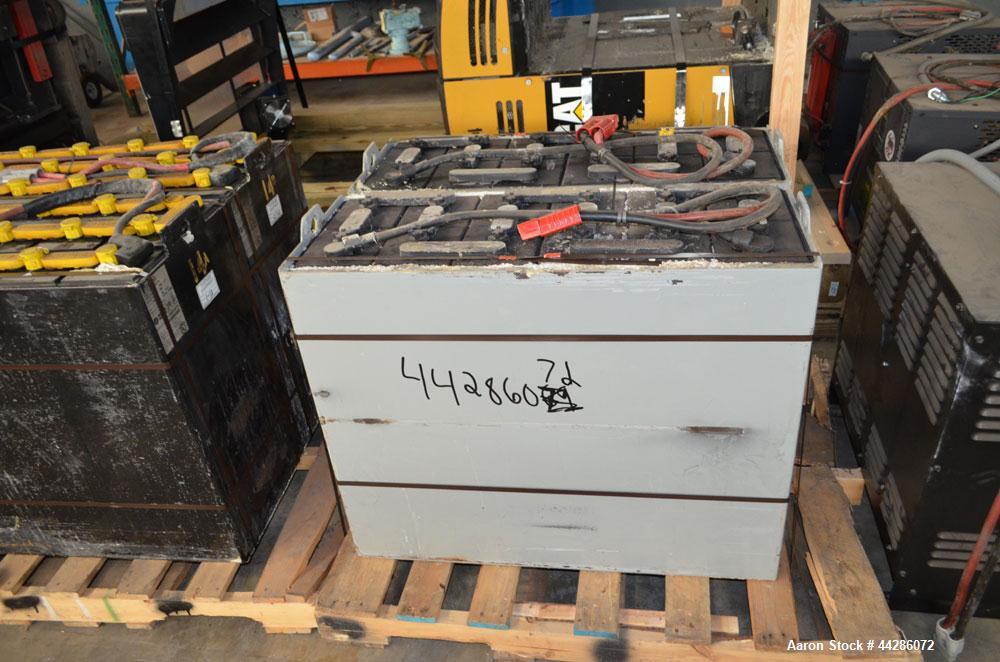 Used Raymond Model 550-0PC30TT, 3,000 Pound Capacity Electric Stand Up Riding Cherry Picker Style Lift 3,000 Pound Capacity Electric Stand Up Riding Cherry Picker Style Lift, 315 in Maximum Elevation...