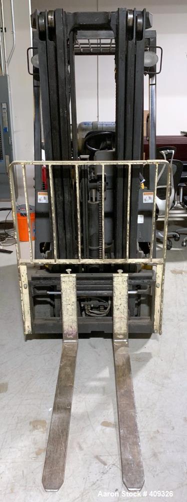 Used YALE forklift model GLC030A (3093 Hours)