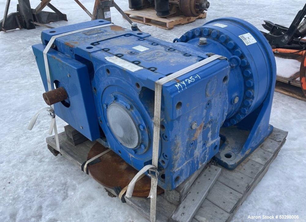Used (New Surplus) Rossi B8 Helical Gear Reducer – Type R 21 280 UP2A | Ratio 8.14 | Industrial Gearbox