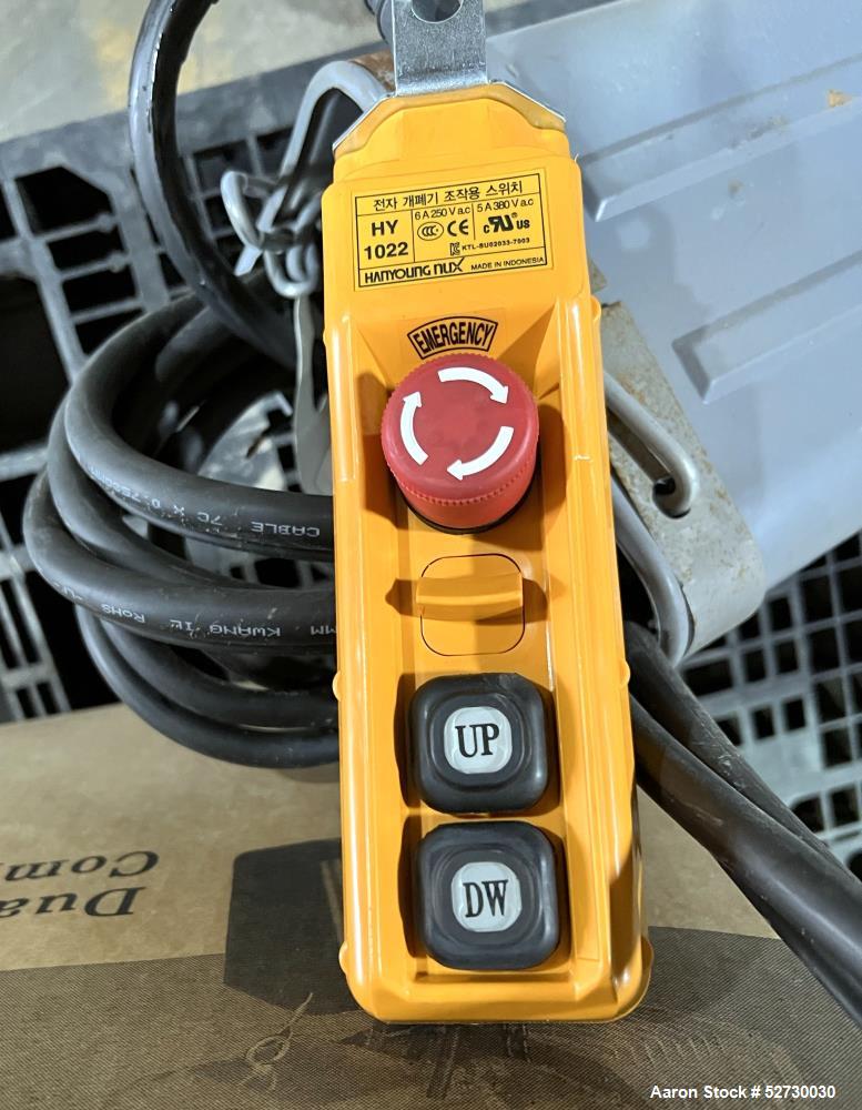Pre-Owned Accolift 2-Ton Hoist – Model 2230040-VFD-460 for Sale