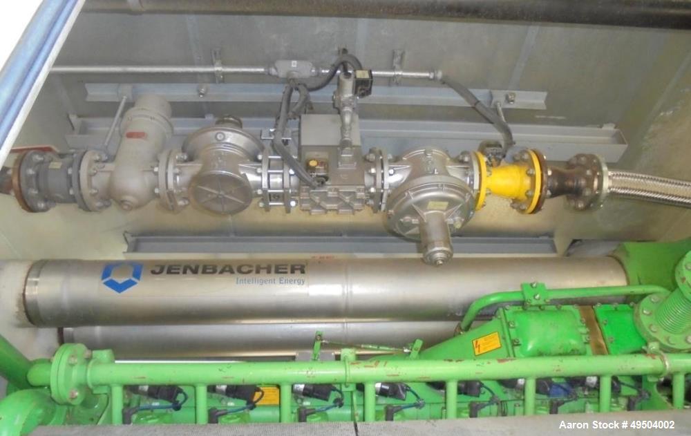Used 800 KW / 1000 HP Natural Gas 12 Cylinder Engine with Generator.