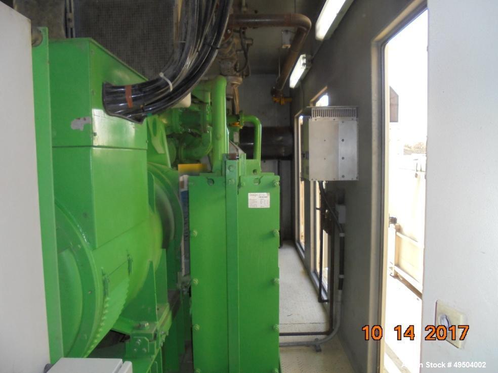 Used 800 KW / 1000 HP Natural Gas 12 Cylinder Engine with Generator.