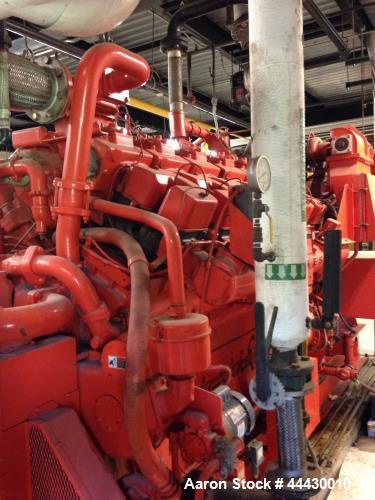 Used Waukesha 1300 kW standby (1180 kW peak shave or 1050 kW continious) natural gas generator set, Model L7042GSID SN-C-93775/1 Enginator Package. 3/60/277/480V. 1200 RPM engine rated 1834 HP. Inclu...