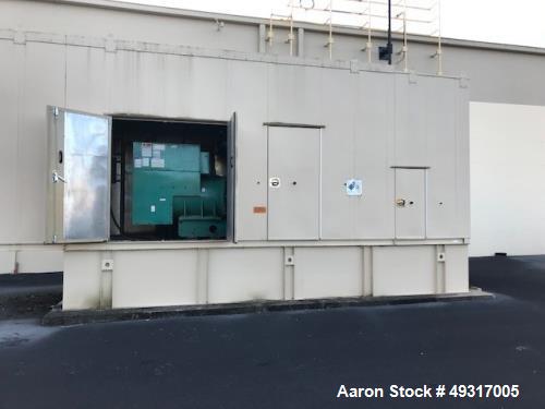 Used- Cummins 1000 kW Standby (900 kW prime) Diesel Generator