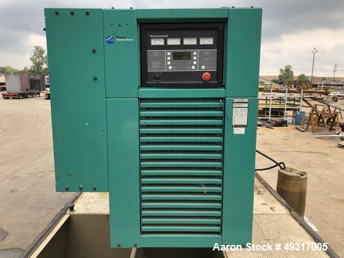 Used- Cummins 1000 kW Standby (900 kW prime) Diesel Generator