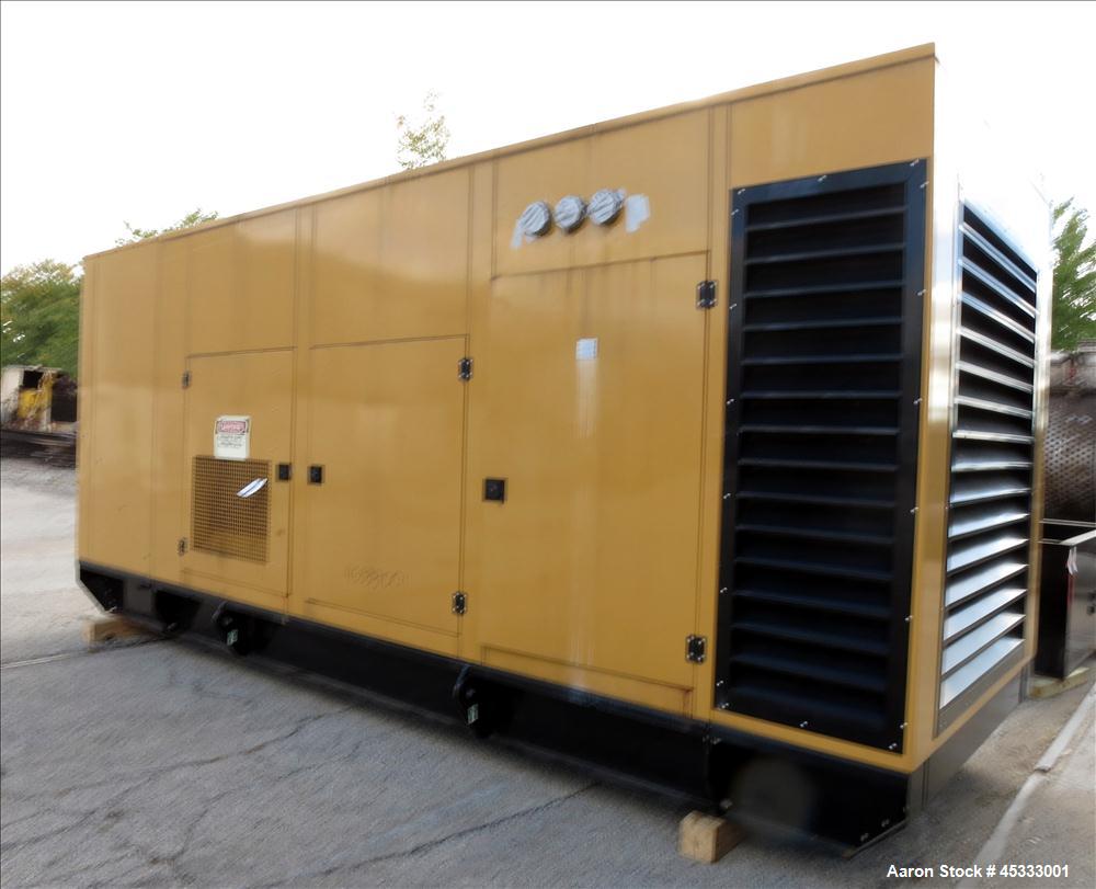 Used Caterpillar 650 kW standby diesel generator set. CAT 3412 engine rated 968 HP at 1800 RPM, SN-1EZ06825.  3/60/277/480V, 12 lead reconnectable to other voltages. 1000 Amp mainline circuit breaker...