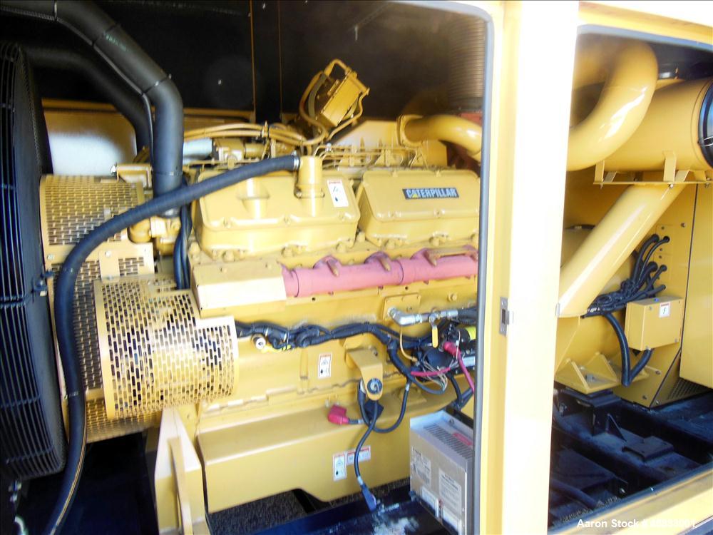 Used Caterpillar 650 kW standby diesel generator set. CAT 3412 engine rated 968 HP at 1800 RPM, SN-1EZ06825.  3/60/277/480V, 12 lead reconnectable to other voltages. 1000 Amp mainline circuit breaker...