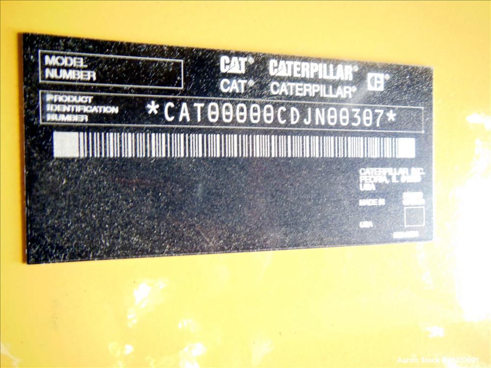 Used Caterpillar 650 kW standby diesel generator set. CAT 3412 engine rated 968 HP at 1800 RPM, SN-1EZ06825.  3/60/277/480V, 12 lead reconnectable to other voltages. 1000 Amp mainline circuit breaker...