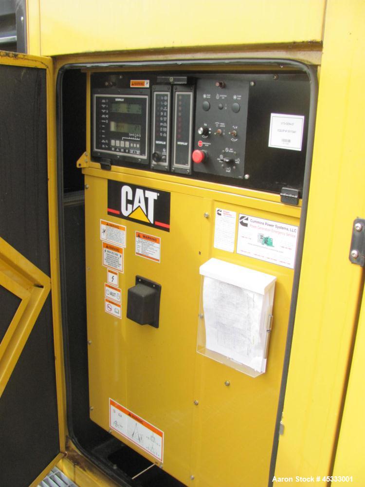 Used Caterpillar 650 kW standby diesel generator set. CAT 3412 engine rated 968 HP at 1800 RPM, SN-1EZ06825.  3/60/277/480V, 12 lead reconnectable to other voltages. 1000 Amp mainline circuit breaker...