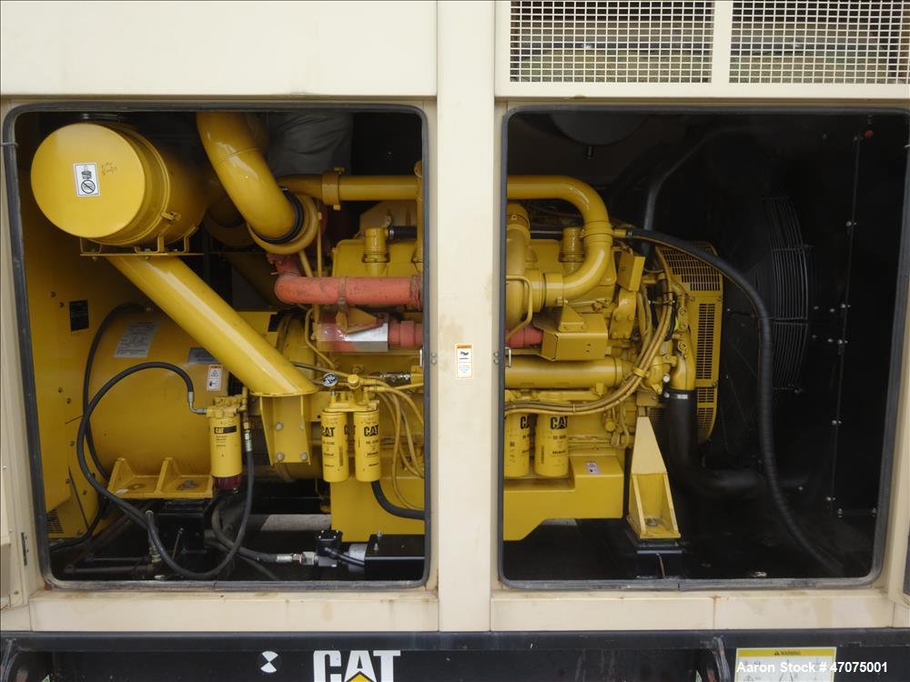 Used CAT 3412 engine. Caterpillar 750 kW  diesel generator.