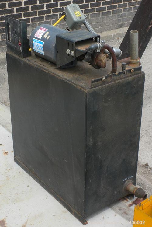 Used Cat 285 kW Diesel Generator Set. Caterpillar model D343 engine, serial #62B15282, rated 415 hp @ 1800 rpm. 3/60/240-480 Volt. Main-line circuit breaker. Block heater, muffler (ships loose). 1668...
