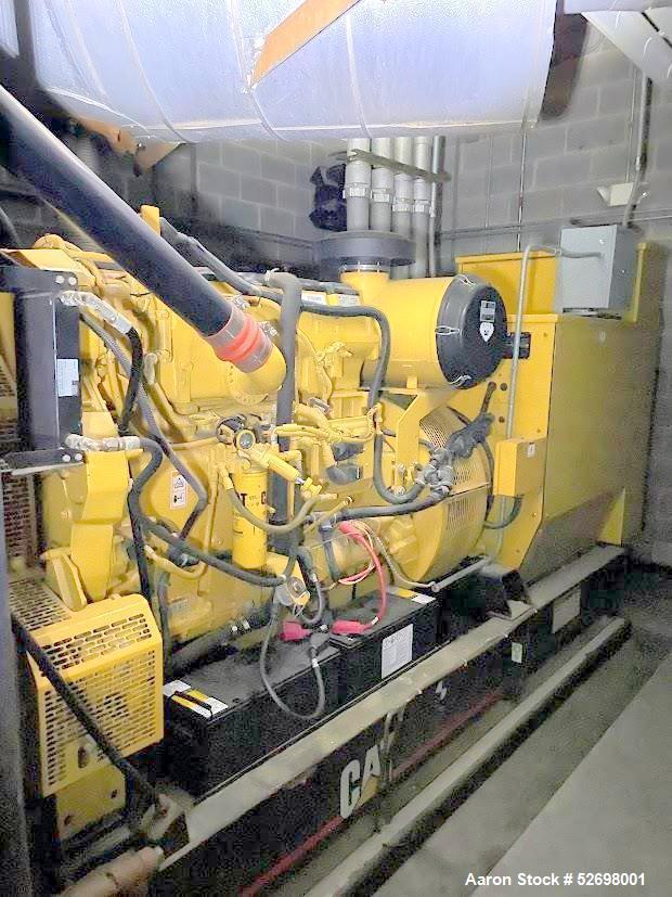 Used Caterpillar 500 kW standby diesel generator set, SN-CER00464. CAT 3456 engine rated 764 HP at 1800 RPM, 3/60/277/480V, 12 lead reconnectable to other voltages. 800 Amp main-line circuit breaker....