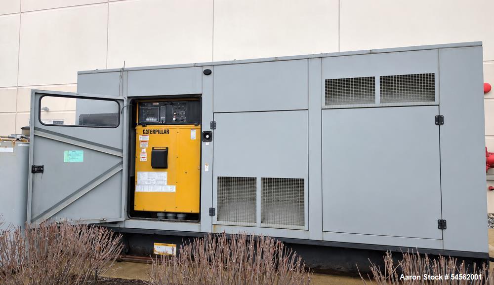 Used Cat Diesel Generator, Rated 800kW. Engine Model 3412. 60hz/480V. 195" L x 83" W x 101" H. Built 2006. Reported 276 hours.