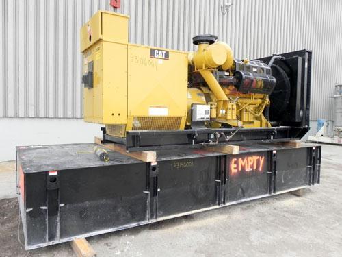 Used Cat 750kW Standby Diesel Generator Set. Cat model 3412 engine rated 1109 hp at 1800 rpm, serial #1EZ06388. 3/60/480V 12 wire. EMCP II+ digital control. UL 2200 listed package. 1600 Amp main-line...