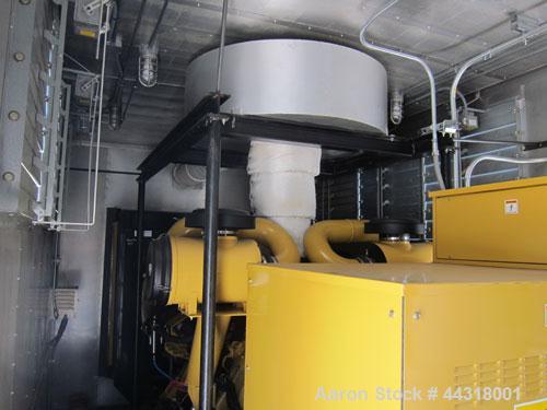 Used CAT 600 kW standby diesel generator set, SN-AER00103, Caterpillar 3412 engine rated 896 HP at 1800 RPM, SN-3FZ02299. 3/60/277/480V. 1200 Amp main-line circuit breaker and 600 Amp load bank circu...