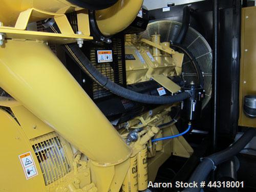 Used CAT 600 kW standby diesel generator set, SN-AER00103, Caterpillar 3412 engine rated 896 HP at 1800 RPM, SN-3FZ02299. 3/60/277/480V. 1200 Amp main-line circuit breaker and 600 Amp load bank circu...