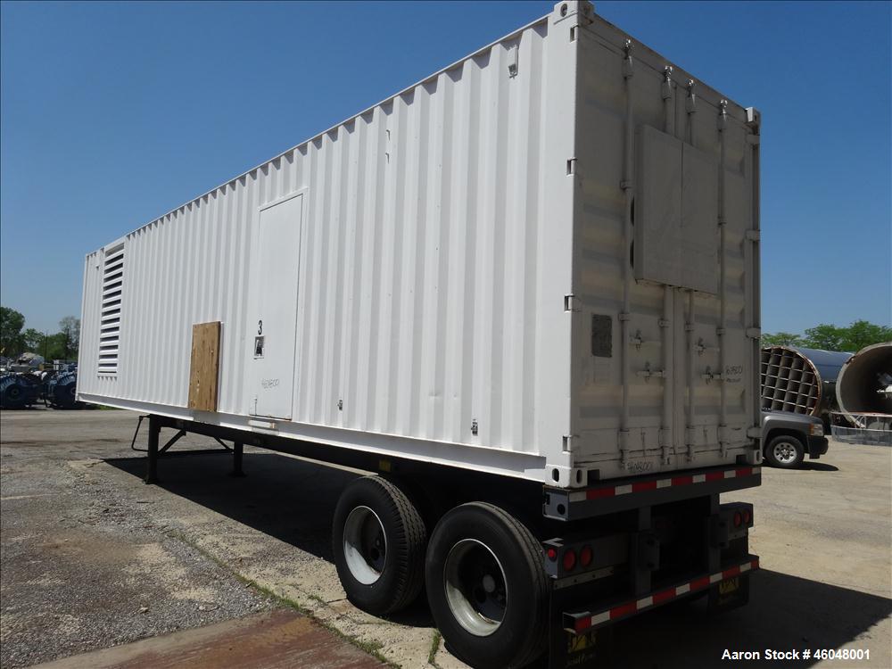 Used Caterpillar 800 kW standby (725 kW prime) diesel generator set, portable / trailer mounted. Cat 3412 engine rated 1071 HP at 1800 RPM, SN-2WJ02209. 3/60/277/480V. 1200 Amp main-line circuit brea...