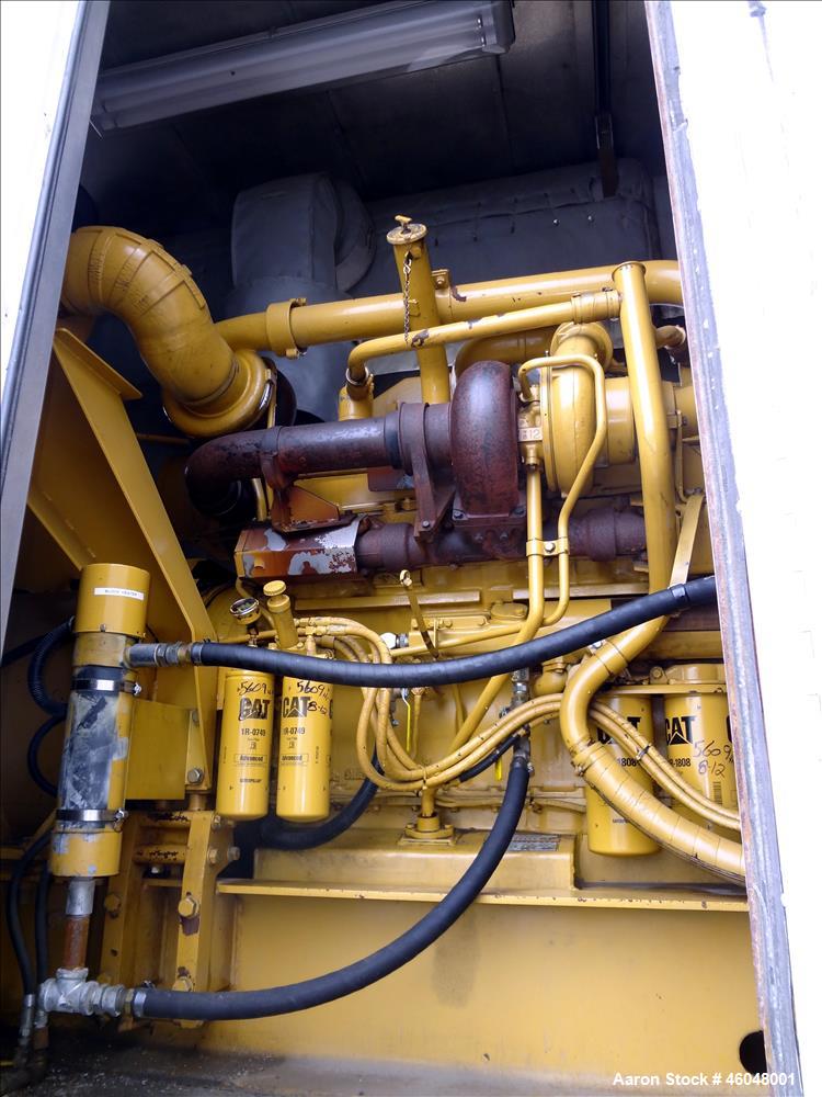 Used Caterpillar 800 kW standby (725 kW prime) diesel generator set, portable / trailer mounted. Cat 3412 engine rated 1071 HP at 1800 RPM, SN-2WJ02209. 3/60/277/480V. 1200 Amp main-line circuit brea...