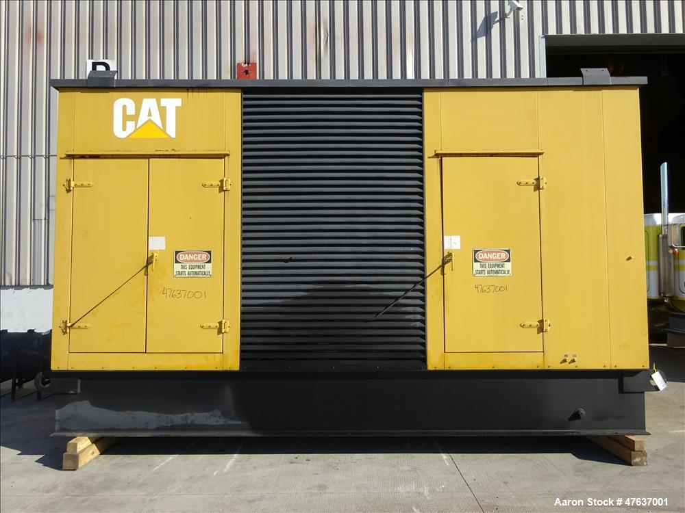 Used Caterpillar 700 kW diesel generator. CAT 3412 engine SN-2WJ00992.
