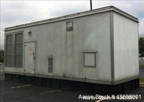 Used Caterpillar 1000 kW Standby Diesel Generator Set. CAT 3508B engine rated 1489 hp @ 1800 rpm, SN-4GM00549. 3/60/480V. Model SR-4B generator end, serial #2GM00910. 2000 Amp mainline circuit breake...