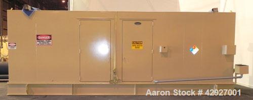 Used CAT 500kW diesel generator set. Caterpillar 3412 DITTA engine, serial #4RJ00640, rated 749 hp at 1800 rpm. 3/60/277/480V. EMCP II control panel. Battery charger.Block heater. 800 Amp mainline ci...