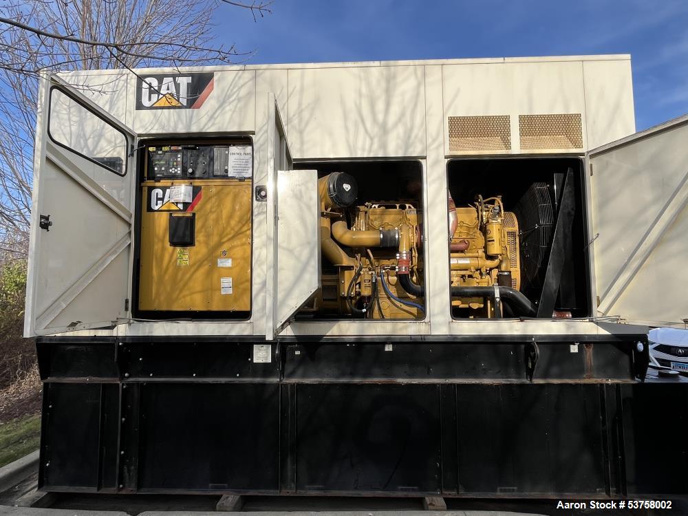 Used Caterpillar 750 kW standby (680 kW prime) diesel generator set, SN-DWB02826. CAT C27 engine rated 1068 HP at 1800 RPM, SN-MJE02825, EPA Tier 2 emissions. 3/60/277/480V, 12 lead reconnectable to ...