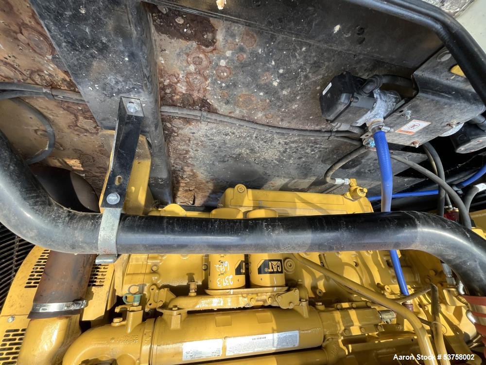 Used Caterpillar 750 kW standby (680 kW prime) diesel generator set, SN-DWB02826. CAT C27 engine rated 1068 HP at 1800 RPM, SN-MJE02825, EPA Tier 2 emissions. 3/60/277/480V, 12 lead reconnectable to ...