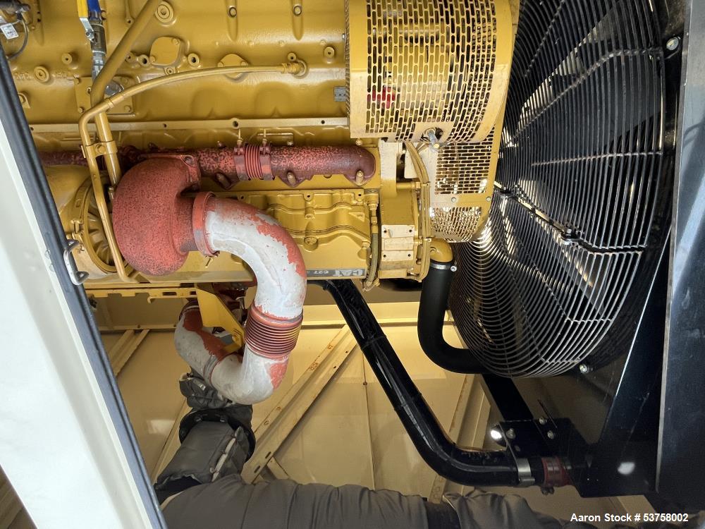 Used Caterpillar 750 kW standby (680 kW prime) diesel generator set, SN-DWB02826. CAT C27 engine rated 1068 HP at 1800 RPM, SN-MJE02825, EPA Tier 2 emissions. 3/60/277/480V, 12 lead reconnectable to ...