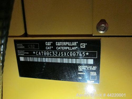 Used CAT 1000kW standby diesel generator set, portable / trailer mounted, SN-SXC00745. Caterpillar C32 engine rated 1502 HP @ 1800 RPM, SN-SYC00594, emissions EPA Tier 2 certified. 3/60/480V. SR4B-GD...