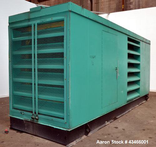 Used Caterpillar 600 kW diesel generator set. CAT model 3412 engine rated 890 HP @ 1800 RPM, SN-81Z07706. 3/60/480V. Gen end model SR4. SN-SFA04917. 1000 Amp main-line circuit breaker. Weather enclos...