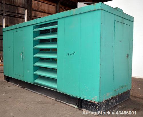 Used Caterpillar 600 kW diesel generator set. CAT model 3412 engine rated 890 HP @ 1800 RPM, SN-81Z07706. 3/60/480V. Gen end model SR4. SN-SFA04917. 1000 Amp main-line circuit breaker. Weather enclos...