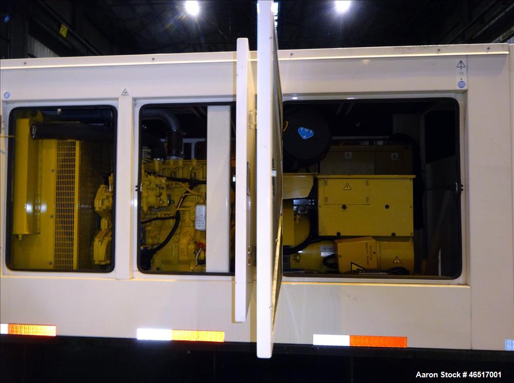 Used Caterpillar / Olympian 200 kW  portable diesel generator model D200P1