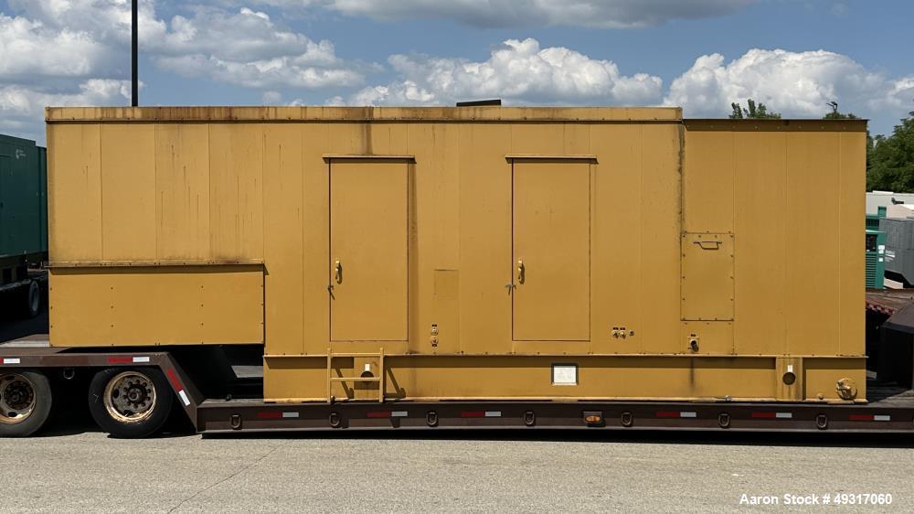 Used Caterpillar 800 kW Diesel Generator Set – CAT 3412, 1180 HP, 480V, 852 Hours, Enclosed with Fuel Tank