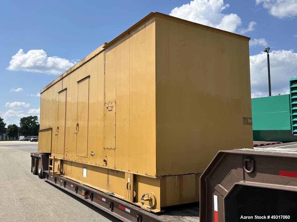 Used Caterpillar 800 kW Diesel Generator Set – CAT 3412, 1180 HP, 480V, 852 Hours, Enclosed with Fuel Tank