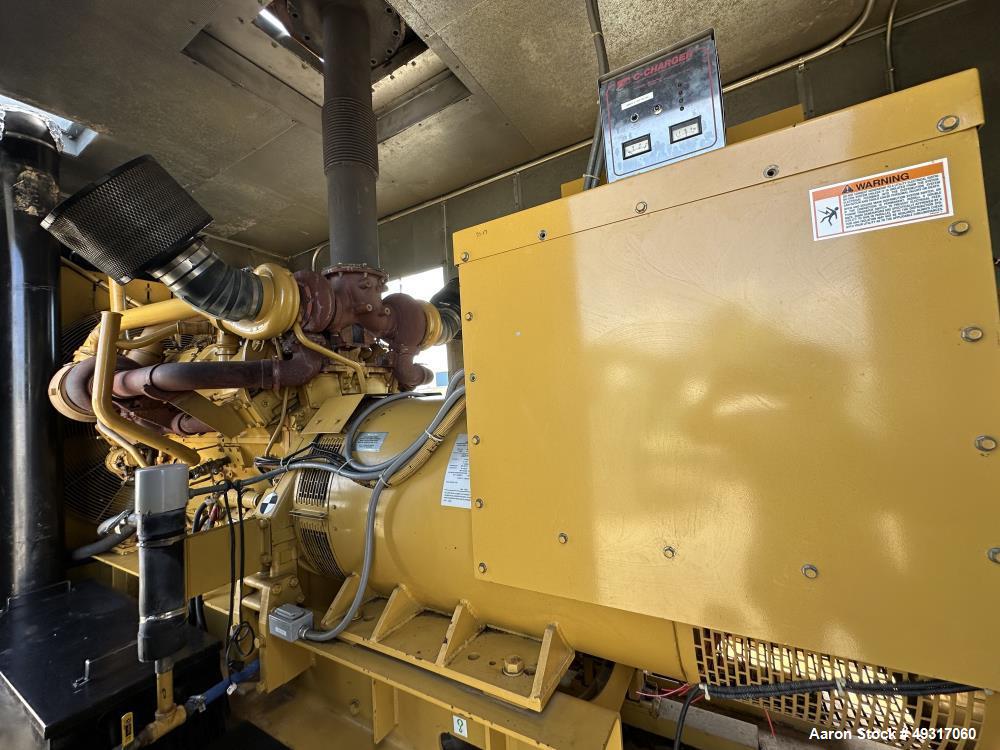 Used Caterpillar 800 kW Diesel Generator Set – CAT 3412, 1180 HP, 480V, 852 Hours, Enclosed with Fuel Tank