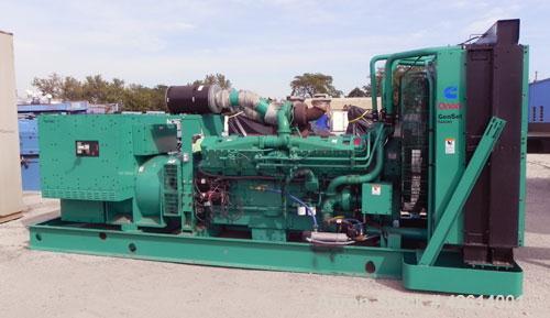 Used Cummins / Onan 1500 kW standby diesel generator set. Cummins model 1500 DFLE SN-I000146270. Cummins model KTA50-G9 engine SN-33146824 rated 2220 hp @ 1800 rpm. 3/60/480V. 2500 Amp main-line circ...