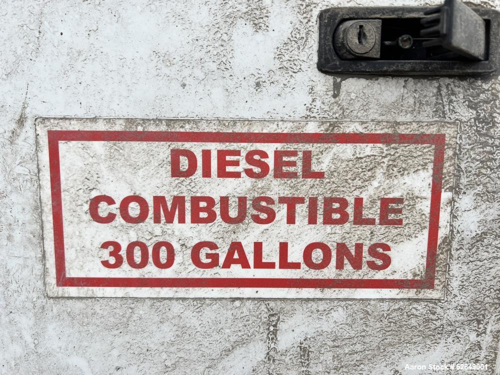 Used Cummins 350 kW Standby (315 kW prime) Portable Diesel Generator Set, Model DQBB, SN-G990954887. Cummins N14-G2 engine rated 535 HP at 1800 RPM, SN-11962504. 3/60/277/480V. 600 Amp and 200 Amp ma...